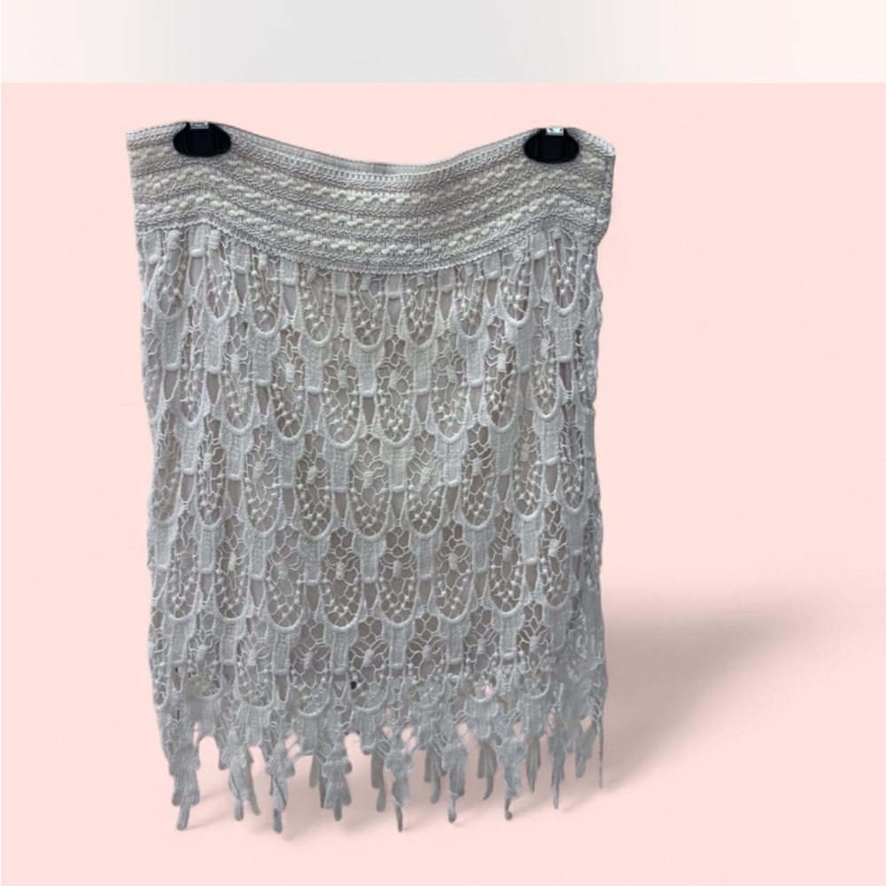 Chic Lace Fringe Mini Skirt in White